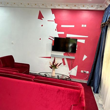 Residence Ambassa Etienne & Therese Yaoundé エクステリア 写真