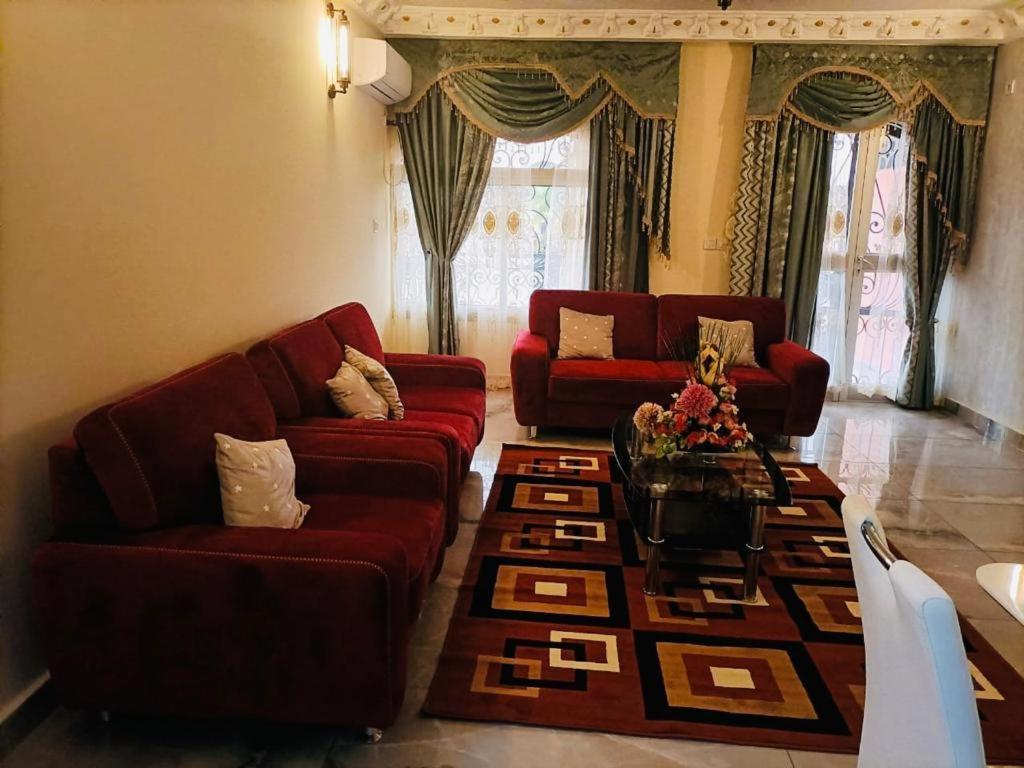 Residence Ambassa Etienne & Therese Yaoundé エクステリア 写真