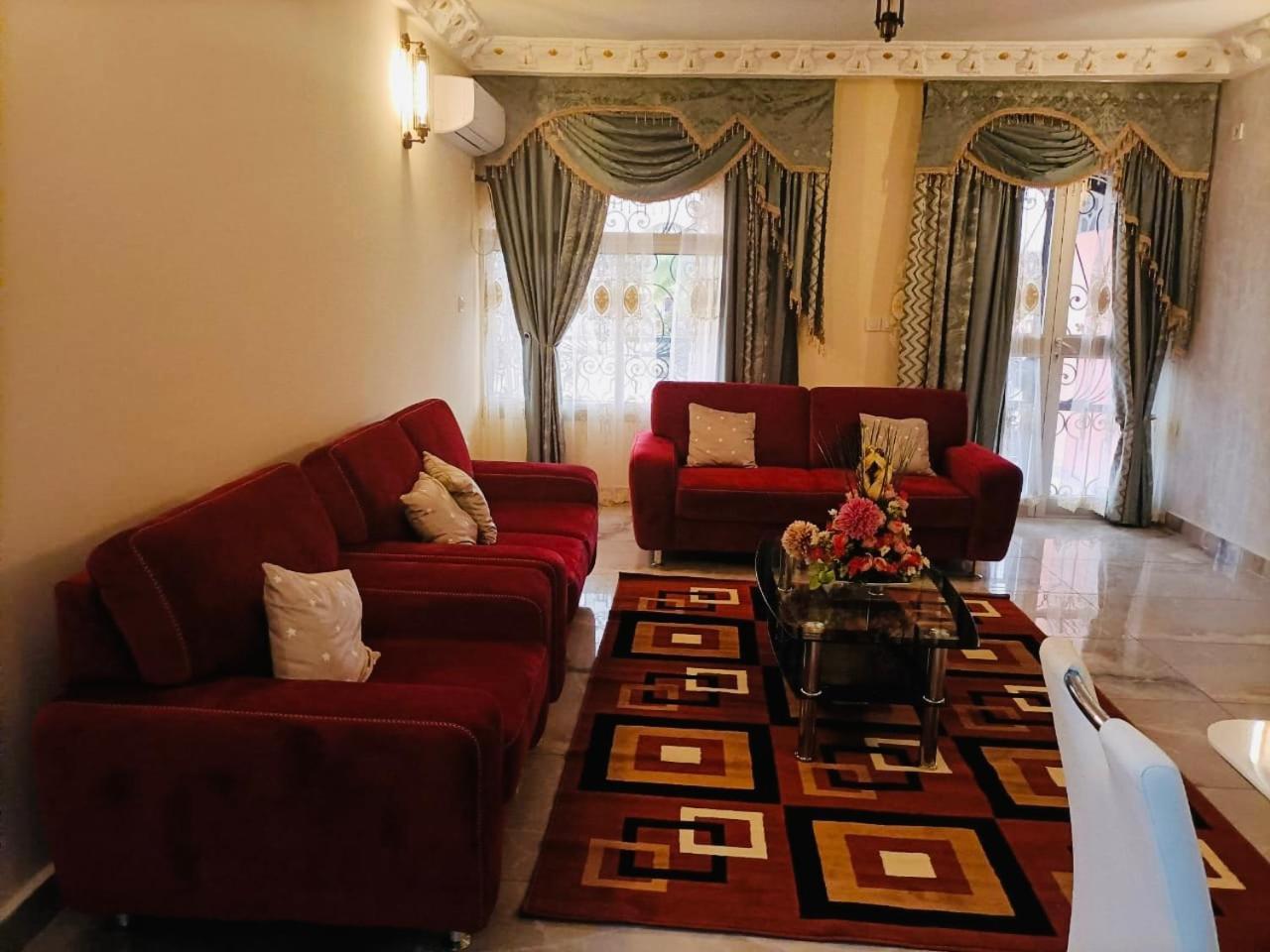 Residence Ambassa Etienne & Therese Yaoundé エクステリア 写真